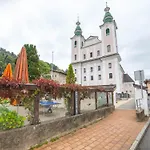 Luxury Apartment In Brixen