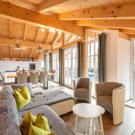 Luxury Penthouse With Balcony Ski Storage Carport Lift Appartement *