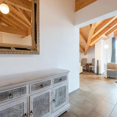 Luxury Penthouse With Balcony Ski Storage Carport Lift Appartement