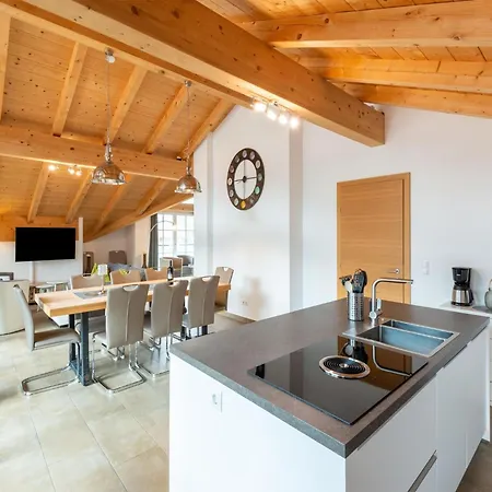 Appartement Luxury Penthouse With Balcony Ski Storage Carport Lift Brixen im Thale