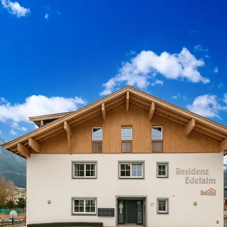 Luxury Penthouse With Balcony Ski Storage Carport Lift * Brixen im Thale