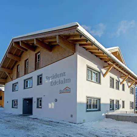 Luxury Penthouse With Balcony Ski Storage Carport Lift Appartement