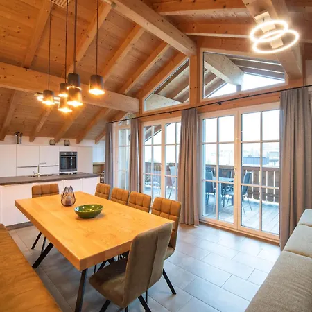 Luxury Penthouse With Balcony, Storage, Carport, Lift * Brixen im Thale