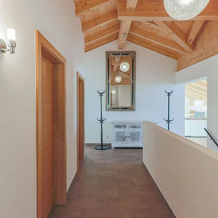 شقة Luxury Penthouse With Balcony Ski Storage Carport Lift بريكسن ام تاله